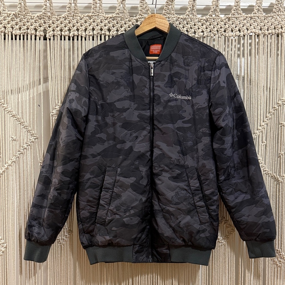 Columbia Men's Gray Camouflage Bomber Jacket